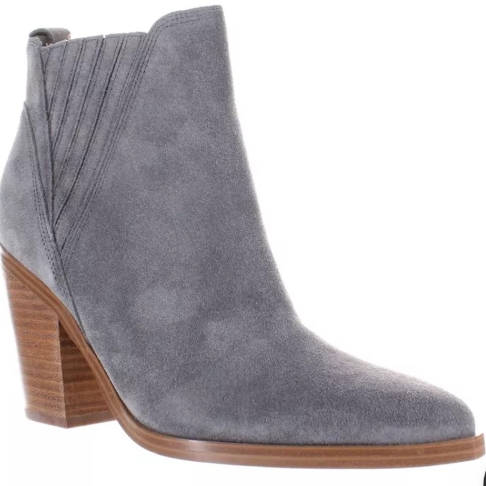 EUC MARC FISHER SUEDE BOOTIES 8